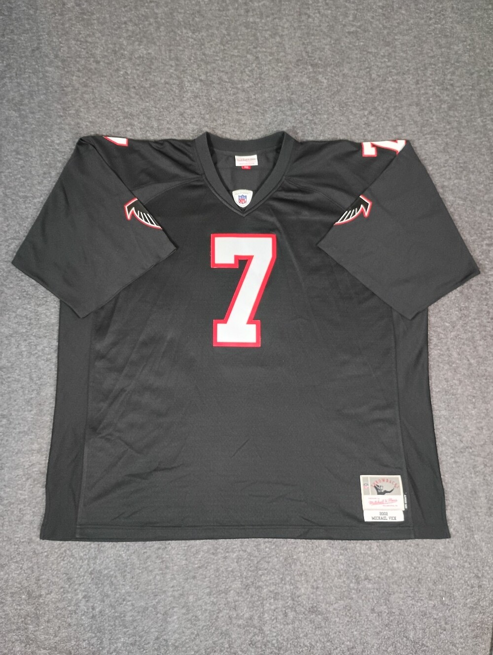 Mitchell & Ness Michael Vick #7 Falcons 2002 Jersey Black Men’s 4XL 60 Is